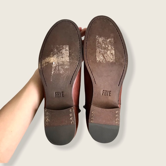 Frye Carly Zip Cognac Leather Chelsea Ankle Bootie - Picture 12 of 16